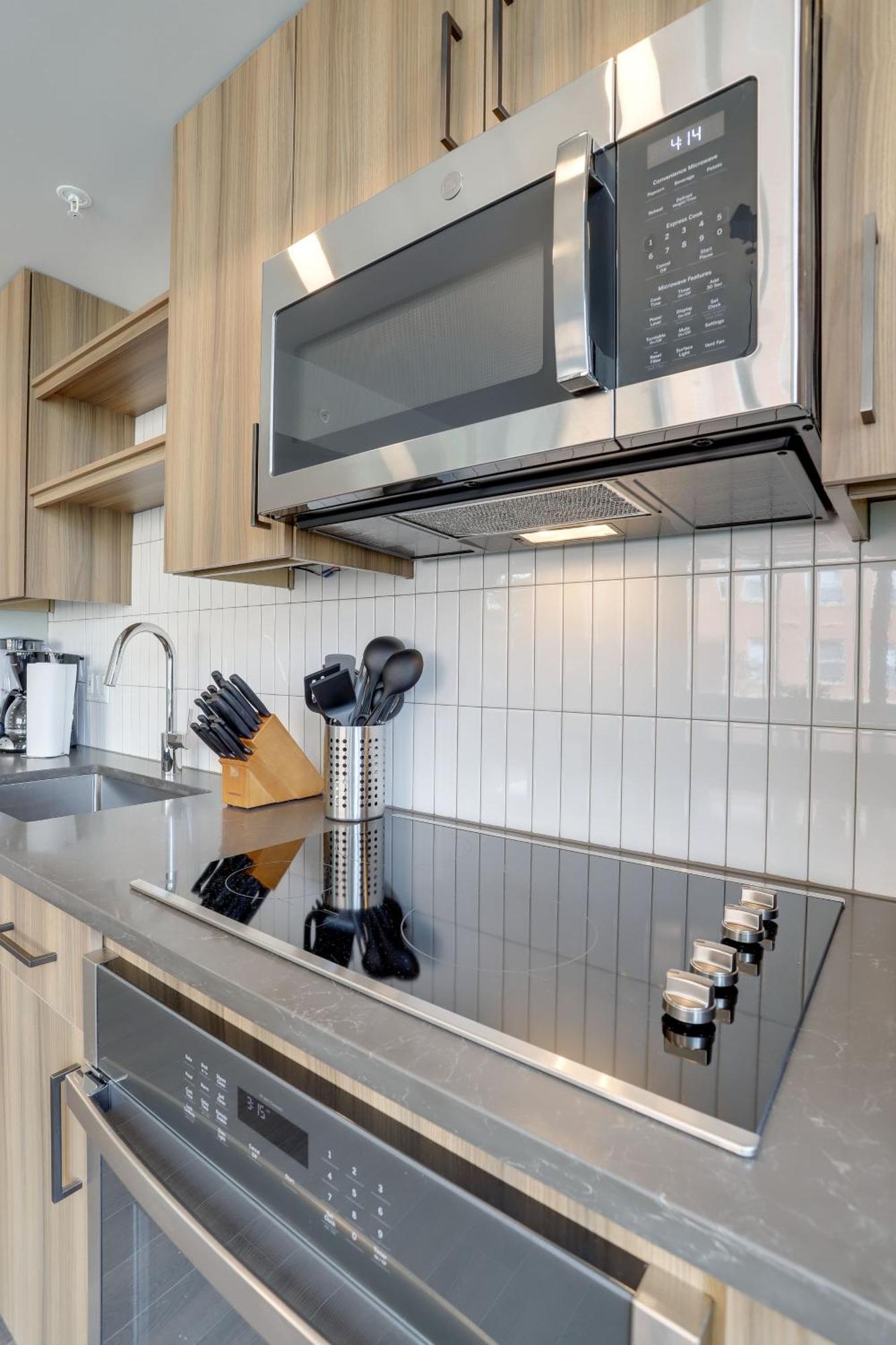 Stylish Condo At Clarendon With Rooftop Views Arlington Exterior foto